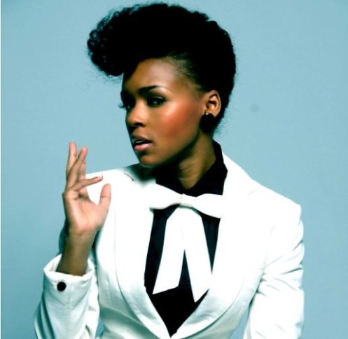 i11_janelle1_article